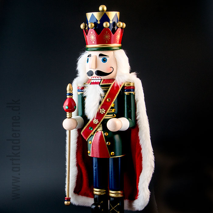 Stor Kongefigur med Kappe - klik og se flere detaljer på denne vare