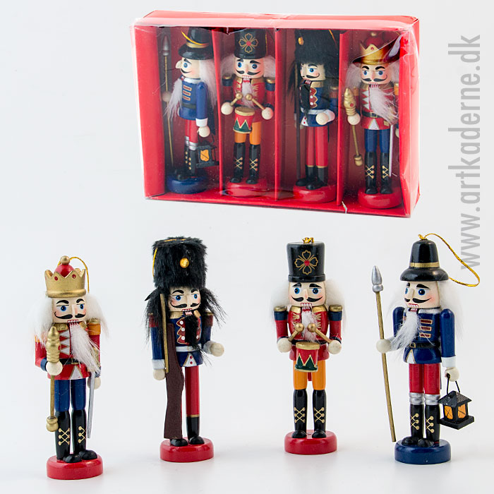 Nutcracker figursæt med 4 (B) - klik og se flere detaljer på denne vare